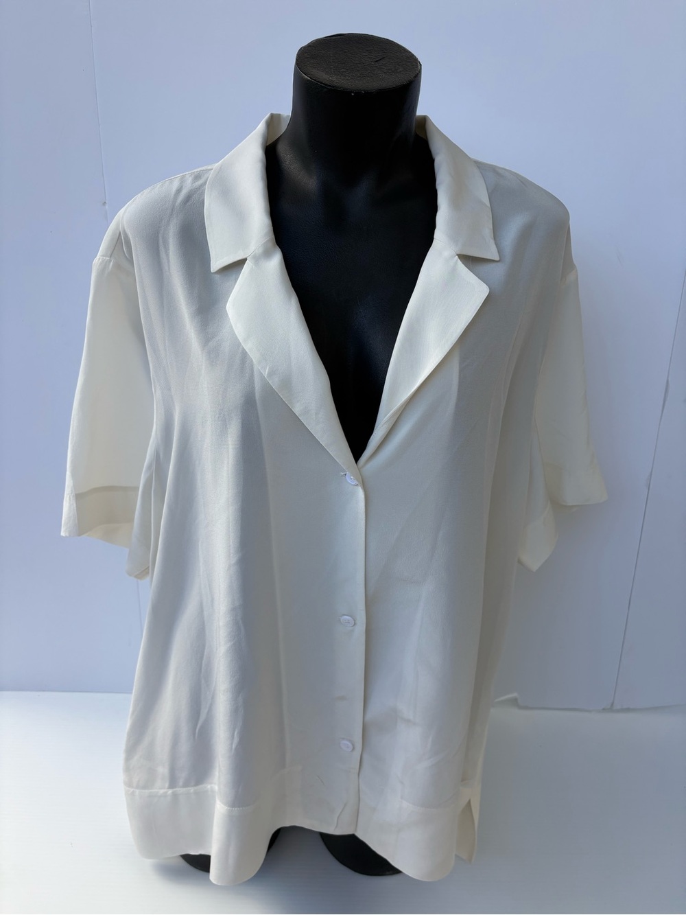 Lily Silk 100% Mulberry Silk Women's Cream Short-Sleeve Button Blouse